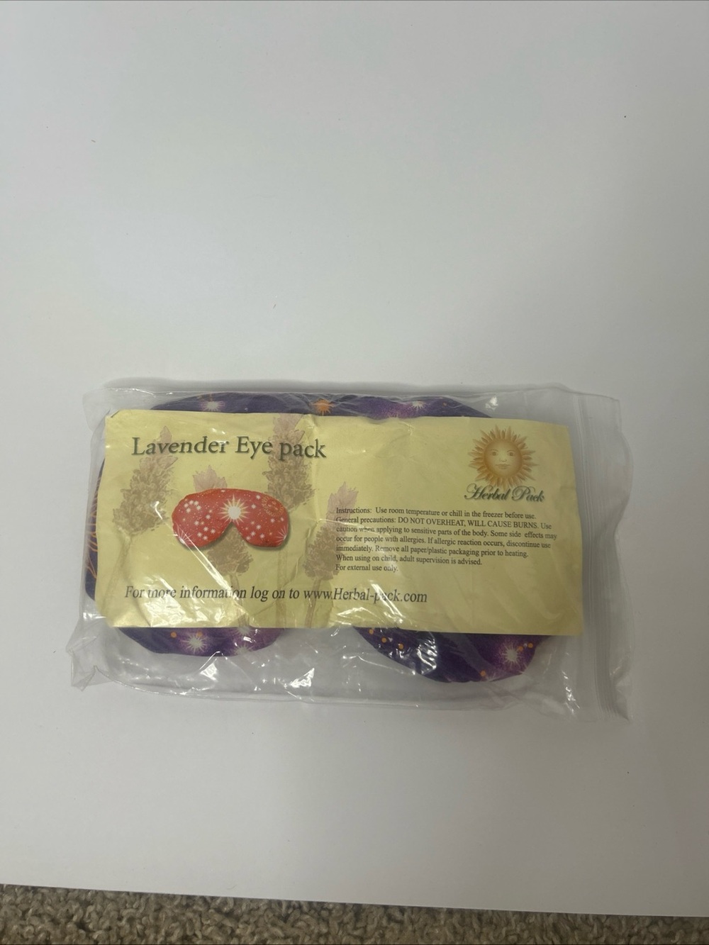 Lavender Eye Aromatherapy Pillow Comfort Spa Purple Moon Sun New in packaging - Picture 5 of 5